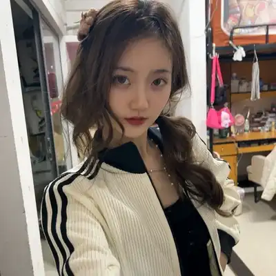 孔巧